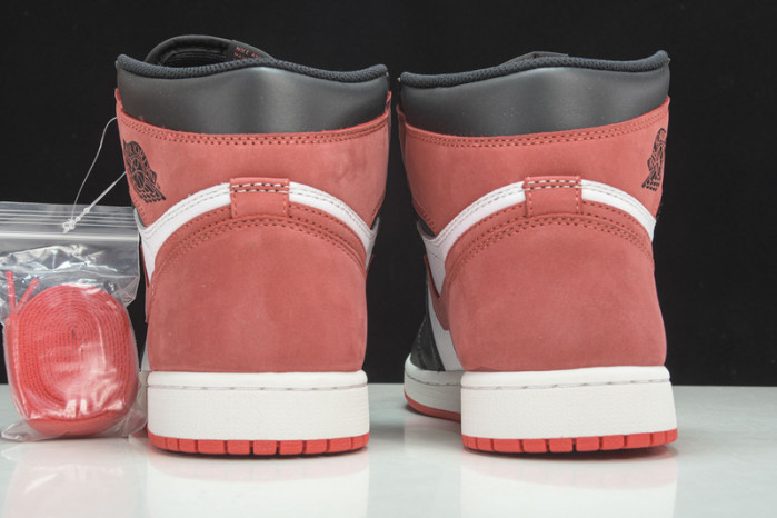 Jordan 1 Retro High Track Red - 555088-112