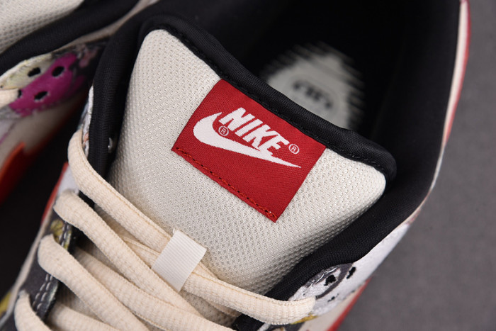 Nike SB Dunk Low Paris  - 308270-111