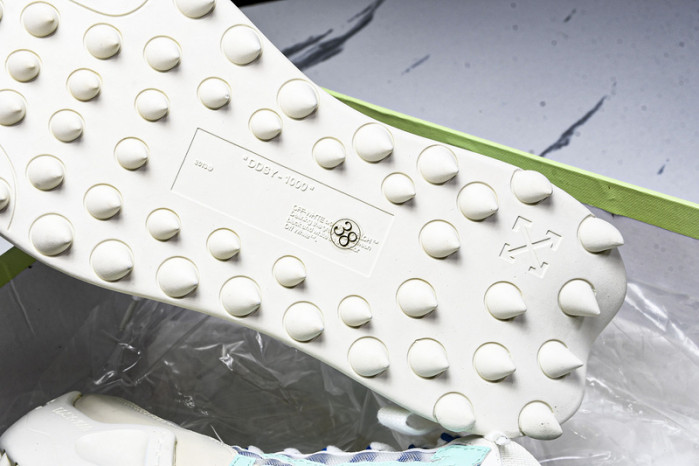 OF C/O ODSY-1000 SNEAKER   KICKZE OW-25