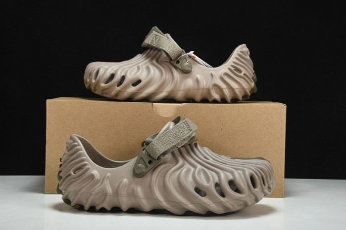 Cr*0*s pollex slide  cp -04