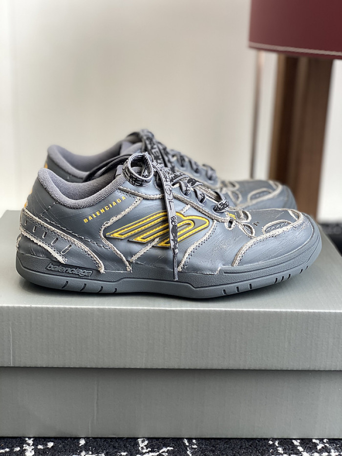 BL Hamptons Worn-Out  -COPSHOE BL - WO 02