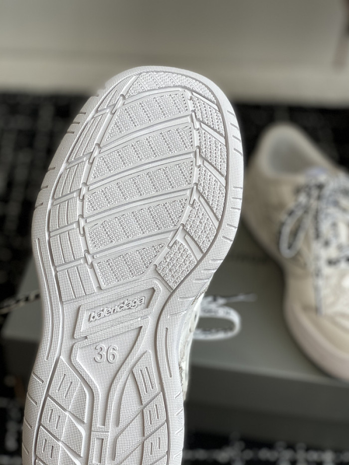 BL Hamptons Worn-Out  -COPSHOE BL - WO 04