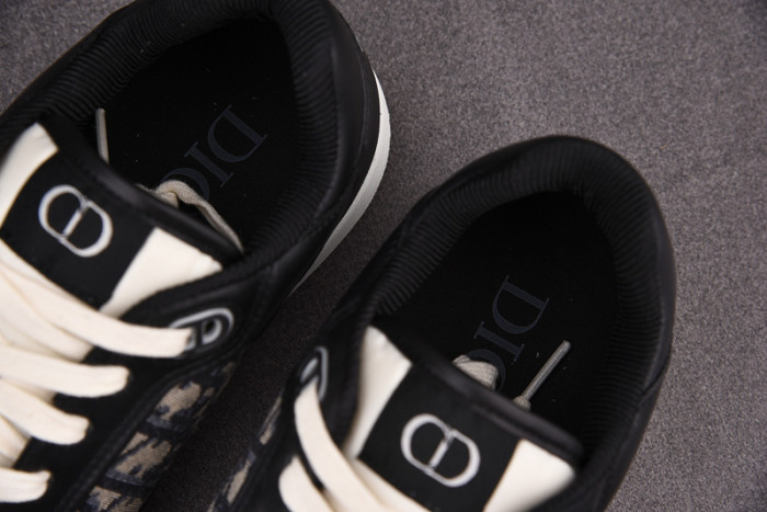 D1R* B27  SNEAKER  KICKZE DR-44