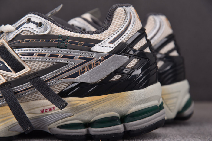 N*EW B*ALANCE COPSHOE NB-138