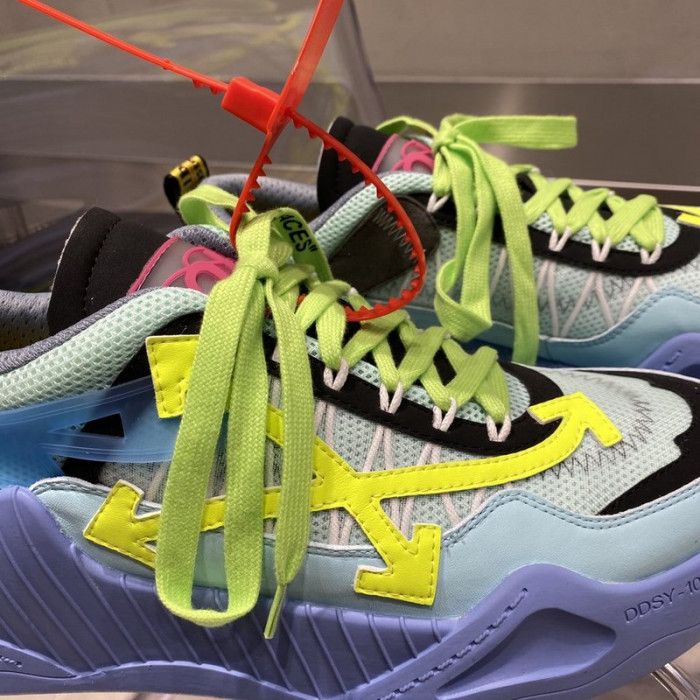 OF C/O ODSY-1000 SNEAKER   KICKZE OW-16