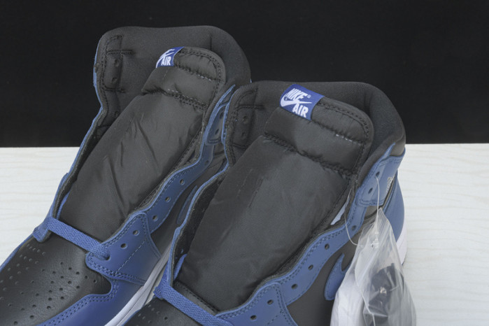 Air Jordan 1 Dark Marina Blue 555088-404