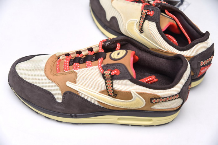 TRAVIS SCOTT x NIKE AIR MAX 1 DO9392-200