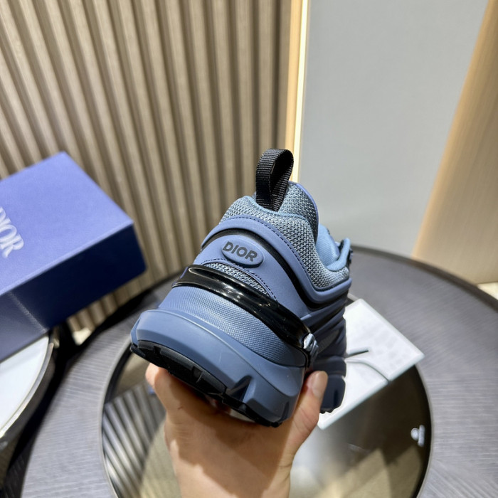 D1R* B44   copshoe  DR-303