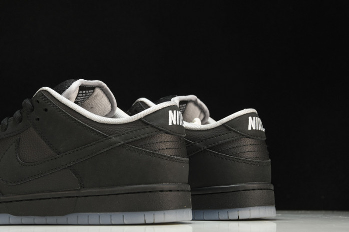 Nike SB Dunk Low Atlas 35MM Black  504750-086