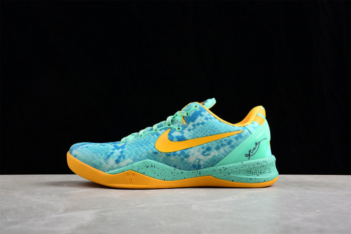 Kobe 8 ''Green Glow''  - 555035-304
