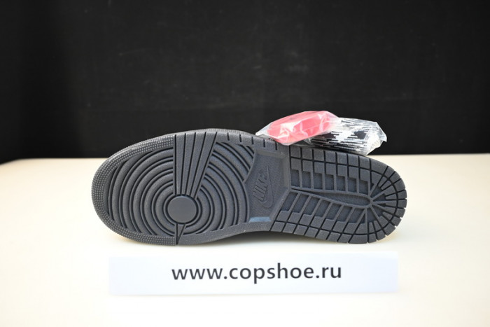 Travis Scott x Air Jordan 1 Low OG  Black/Phantom  DM7866-001