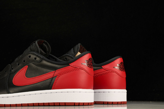 Jordan 1 Retro Low Bred (2015) - 705329-001