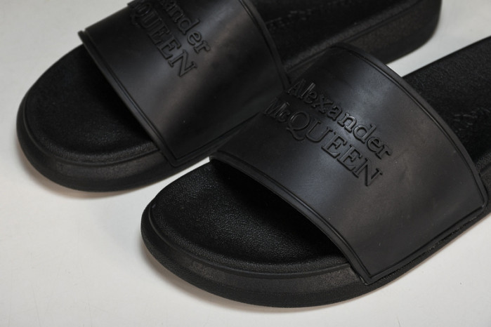 mcqueen  slide cophsoe MQS-06
