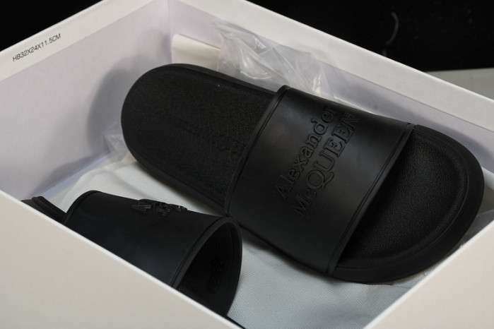 mcqueen  slide cophsoe MQS-06