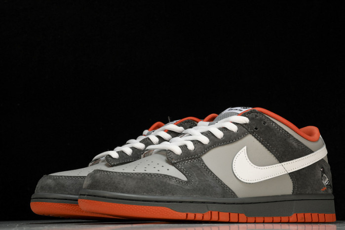 SB Dunk Low Staple NYC Pigeon  - 304292-011