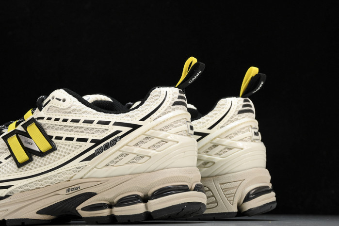N*EW B*ALANCE COPSHOE NB-097