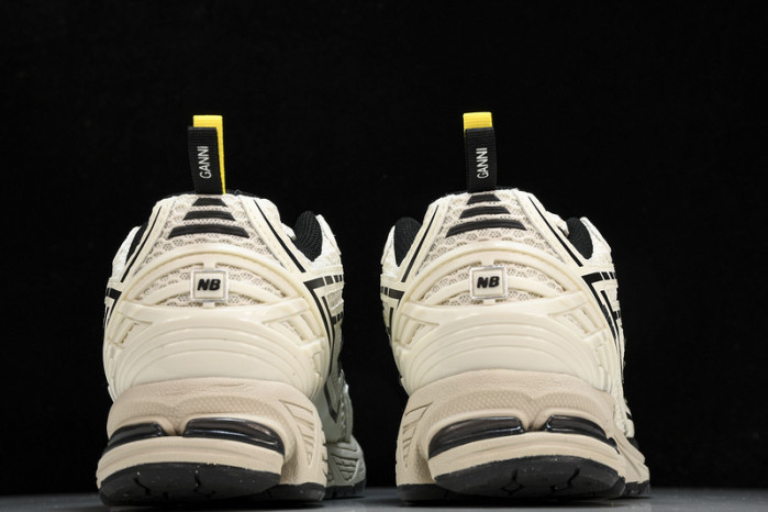 N*EW B*ALANCE COPSHOE NB-097