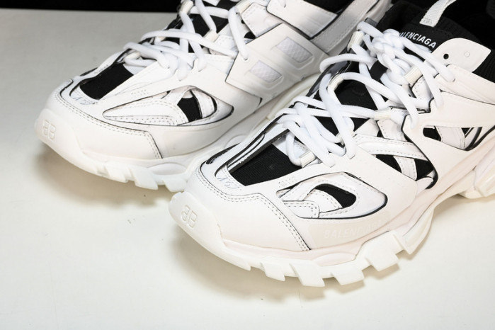 BL TRAINERS TRACK -COPSHOE BL 239