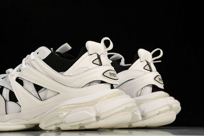 BL TRAINERS TRACK -COPSHOE BL 239