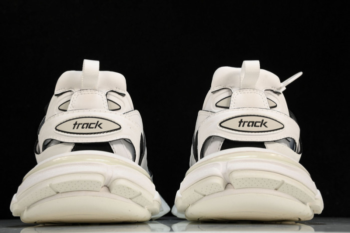 BL TRAINERS TRACK -COPSHOE BL 239