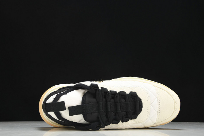 CHL CHANEL SNEAKERS KICKZE CHL -18