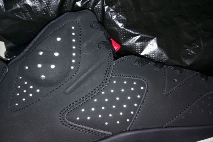 Jordan 6 Retro Black Infrared (2019) - 384664-060